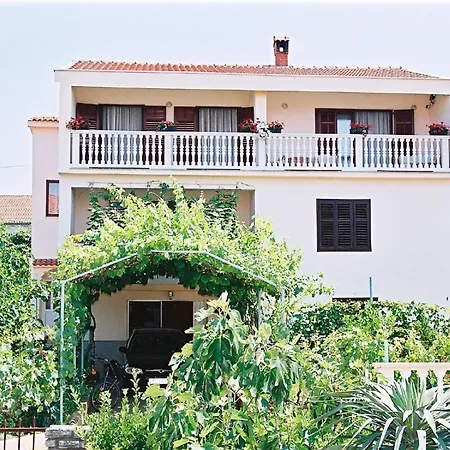 Apartament Komfortable Sara In Zadar